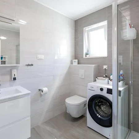 With A Parking Space Hvar - 22023