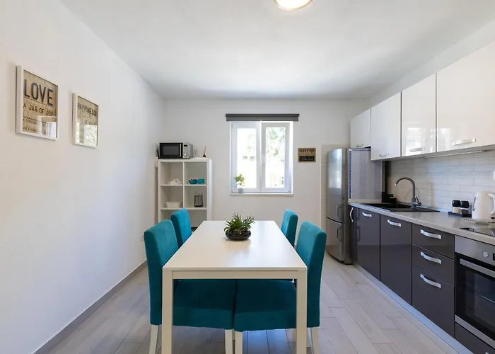 With A Parking Space Hvar - 22023 Apartament *